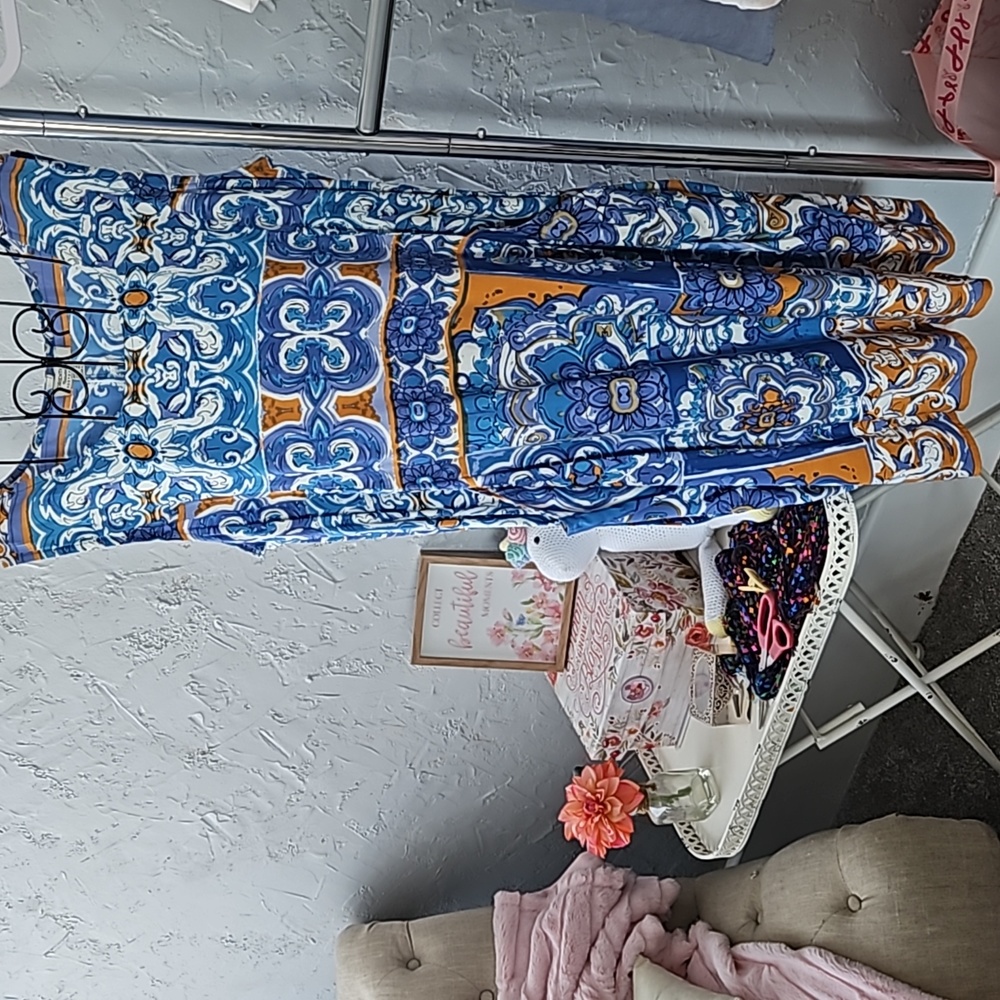 NWT. Orientique Naturally Australian dress. Size L.
